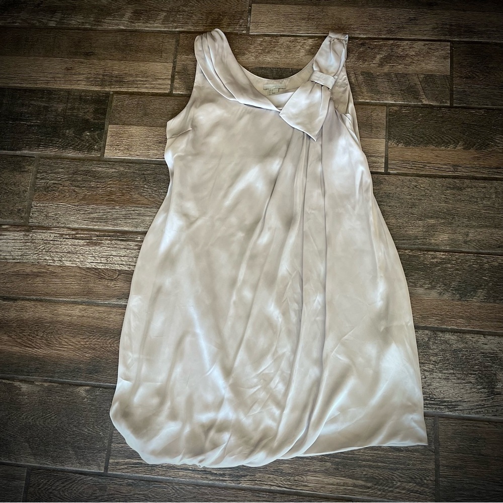 H&M silver gray satin like shift dress with bow and balloon hem 8